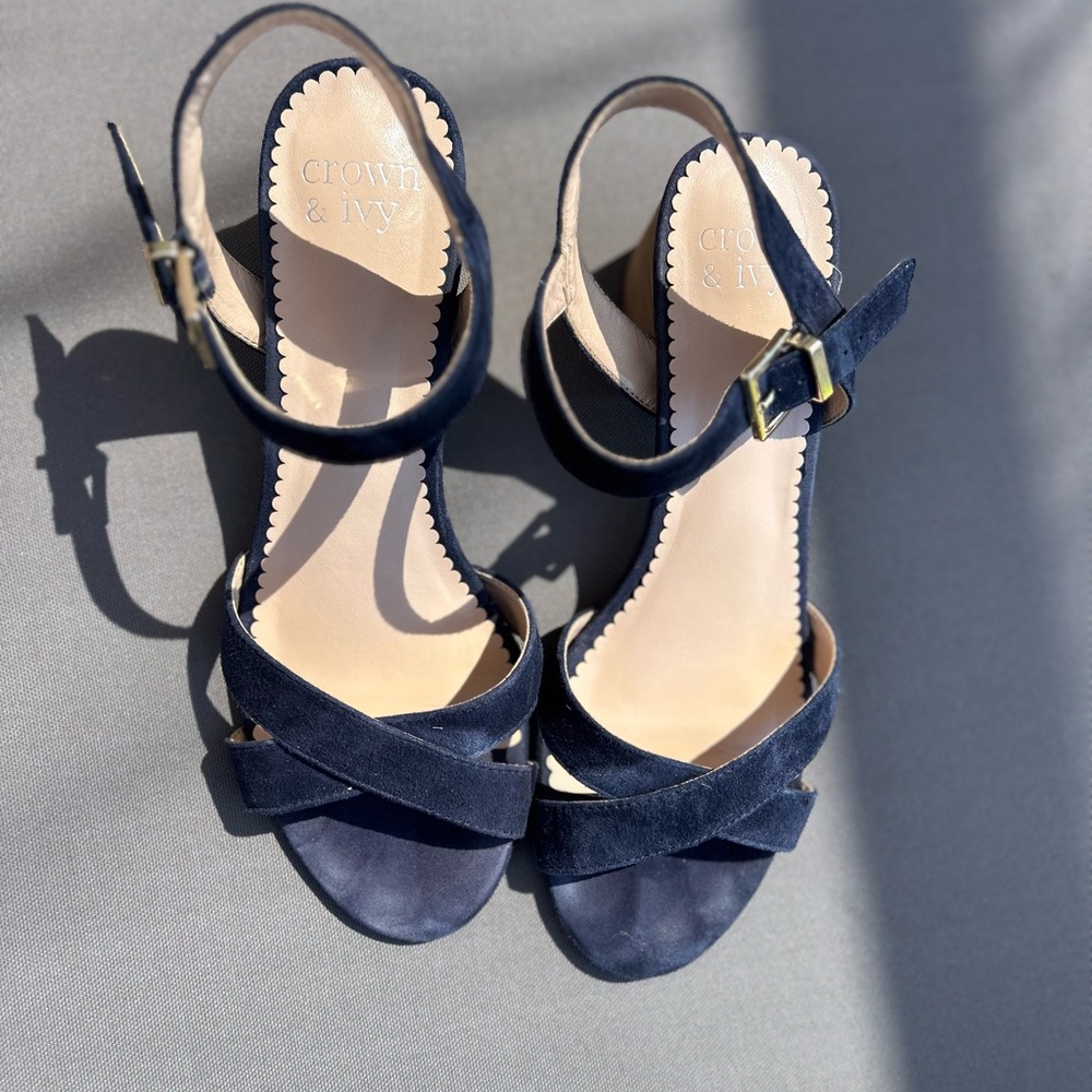 Women’s Wedge Heels - Picture 4 of 6